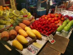 -六合夜市