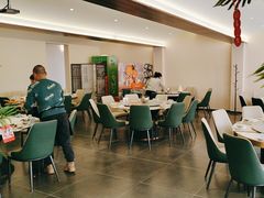 -何适山庄 ·可团建(水长城P2停车场店)