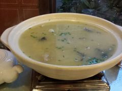 岩耳炖土鸡-乐口福家常菜馆(古庸路店)