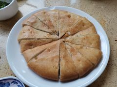 -东巴谷野生菌火锅餐厅