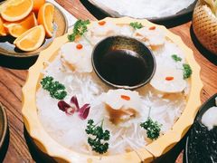 -老牌坊云南鱼豆花火锅(嵩山店)