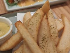 蓝威斯顿炸宽薯-池奈·咖喱蛋包饭(熙地港店)