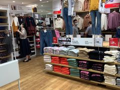 -优衣库(上海虹口龙之梦店)