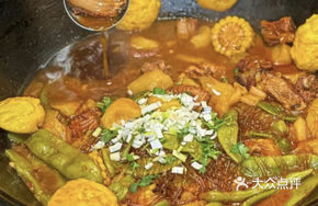 Iron Pot Stewed Chicken and Goose for Four