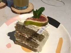 -ADO KAFE(大学城店)