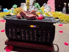 -蟹犇前•帝王蟹雪蟹(陆家嘴店)