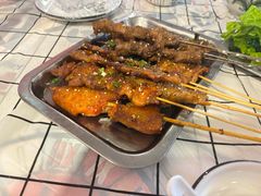 -顶峰夜宴·龙虾烧烤大排档(九江学院店)