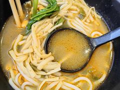 -桂在香知桂林米粉(红博中央公园店)