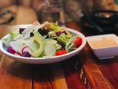 牛油果大虾沙拉-JUKEBOX玖部音乐餐厅(华侨城店)