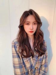 -妃格美发沙龙·烫发·染发