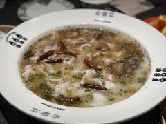 -渔语鱼新川菜Bistro(万象天地店)