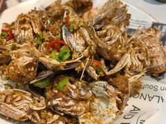 -嗨辣小聚·盘锦河蟹·海鲜烧烤龙虾(盘锦十年好店)
