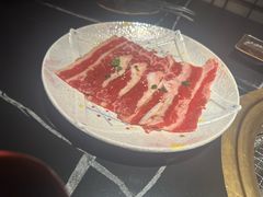 -山川小町·极番烧肉(新地假日广场店)