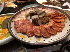 -万重锦·人文川菜馆(骡马市店)