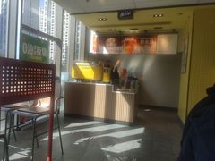 -麦当劳(普陀香溢花城店)