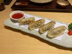 河豚肉煎饺-越光米贩精致料理餐厅(金鹰店)