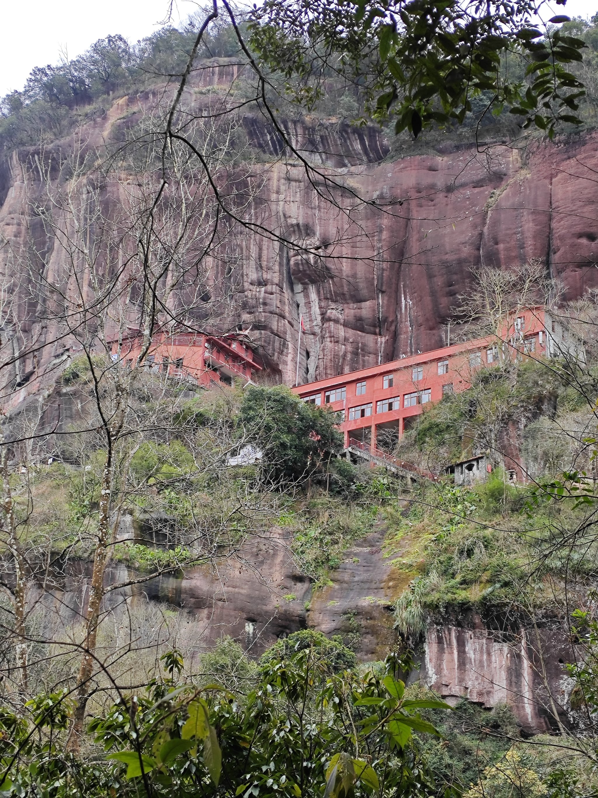 百丈岩风景区图片