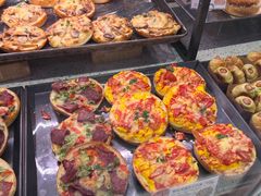 -巴黎贝甜(大宁国际商业广场店)