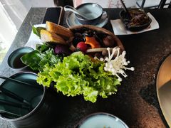 -湊湊火锅·茶憩(新中关购物中心店)