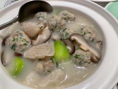 荠菜豆腐丸子-西湖春天•老字号杭州菜(百汇店)