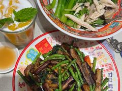 -潮庭港式茶餐厅·熊仔奶茶(同济广场店)