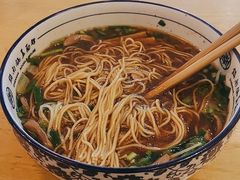 -镇南锅盖面馆(解放路店)