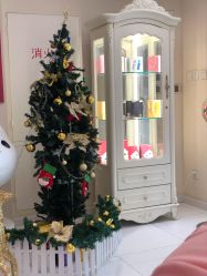 -咪咪比基尼脱毛专业店