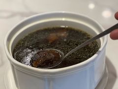 生地龙骨老鹅骨老火汤-鹅掂·大岭山烧鹅