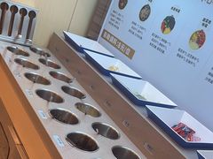 -七欣天香辣蟹火锅(闵行浦江欢乐颂店)