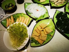 -一叶一世界·素食餐厅(锦华万达店)