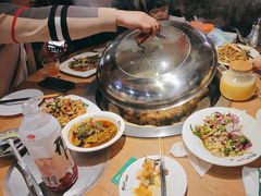 -咱屯子铁锅炖直营店(保利店)