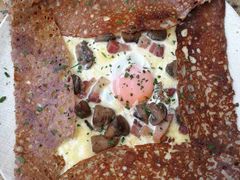 鸡蛋蘑菇熏肉荞麦可丽饼-RAC BAR(安福路店)