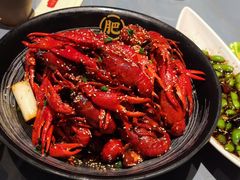 -肥肥虾庄·金牌油焖大虾(杨园滨江时代walk店)