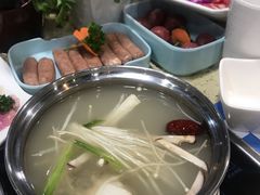 -魔法帽酱料牛肉小火锅(米兰店)