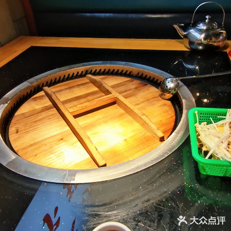 探店柴火鸡
