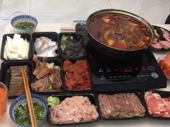 -白乐天毛肚火锅馆(解放碑店)