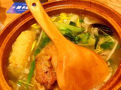 -刀小蛮半只鸡过桥米线(家乐福四元桥店)