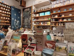 -猫的天空之城概念书店(苏州平江店)