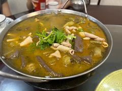 -余杨鸭鸭餐厅