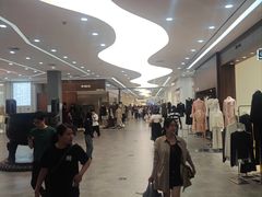 -广州白马服装市场