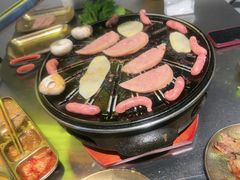 -胡悦里韩式烤肉(芝罘万达广场店)
