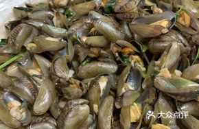 Holy Basil Stir-fried Sea Snails