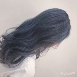 -Miracle集简美发沙龙