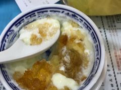 桃胶双皮奶-仁信老铺(华盖路店)