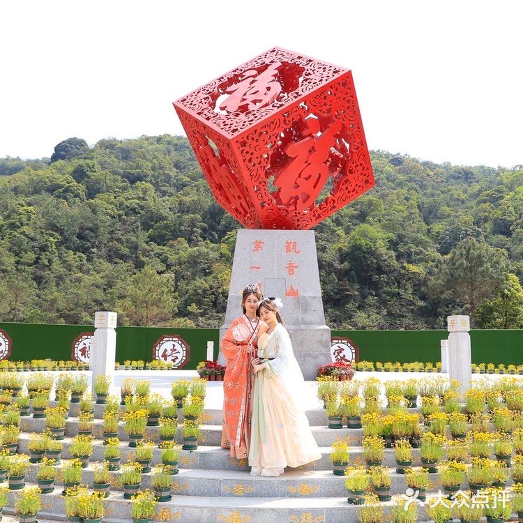 古韵观音山，穿汉服赏花“趣”踏青