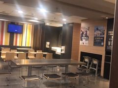大堂-麦当劳(天津站三店)