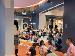 -奈尔宝家庭中心·亲子餐厅(北京东坝万达店)