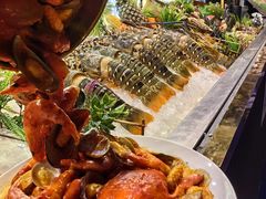 -席娜卡琳火车铁道夜市