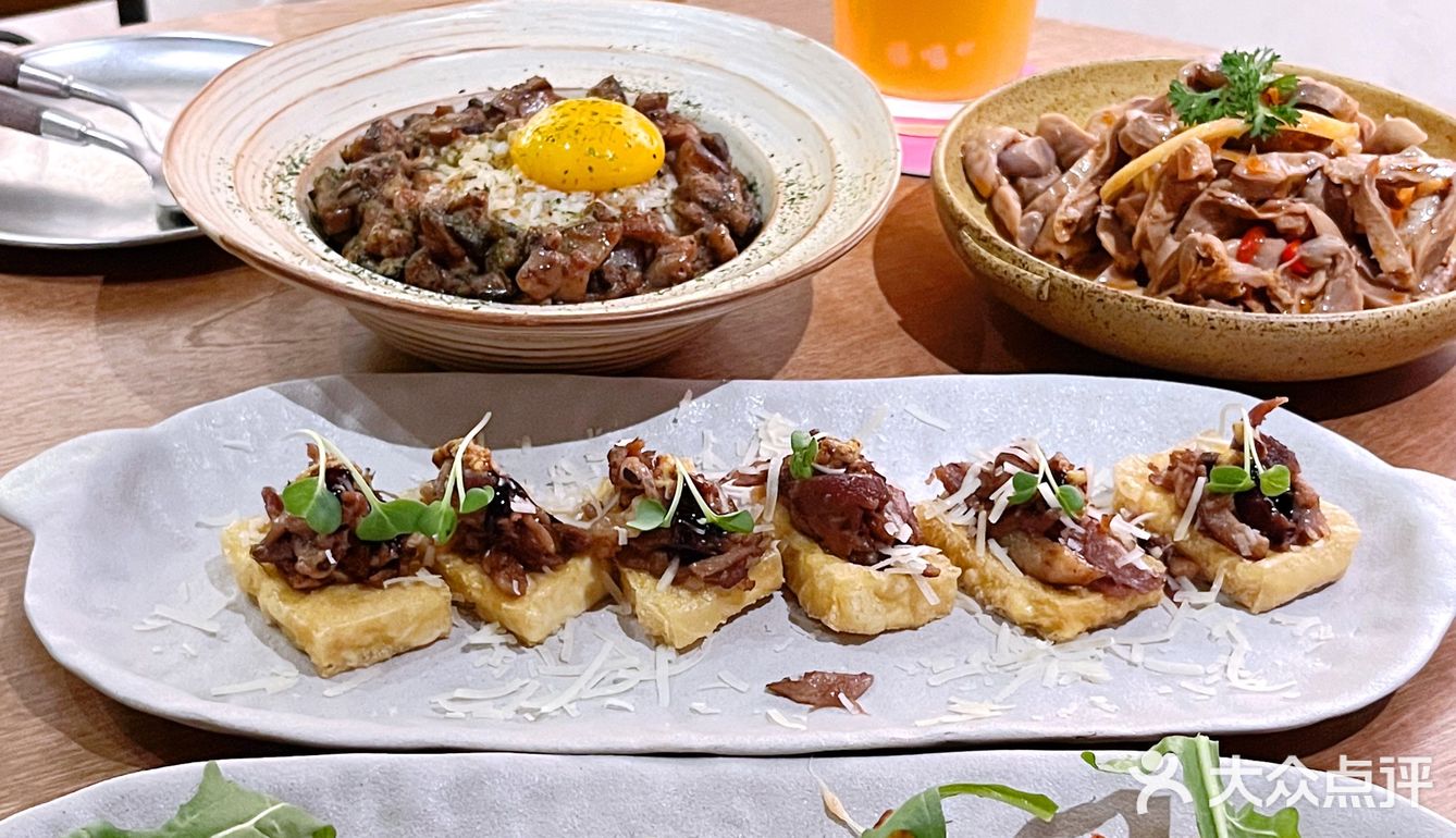 每一层都是好好看～这次我们直接pick了一个双人餐