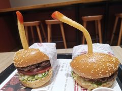 -The Habit Burger Grill 哈比特汉堡(爱琴海店)